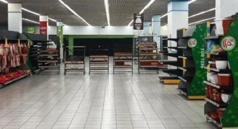 Lulu Hypermarket Gelar Cuci Gudang Sebelum Tutup